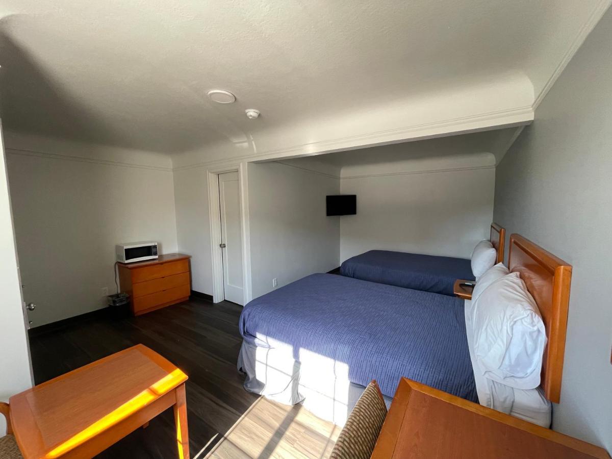 Holiday Motel Портленд Экстерьер фото